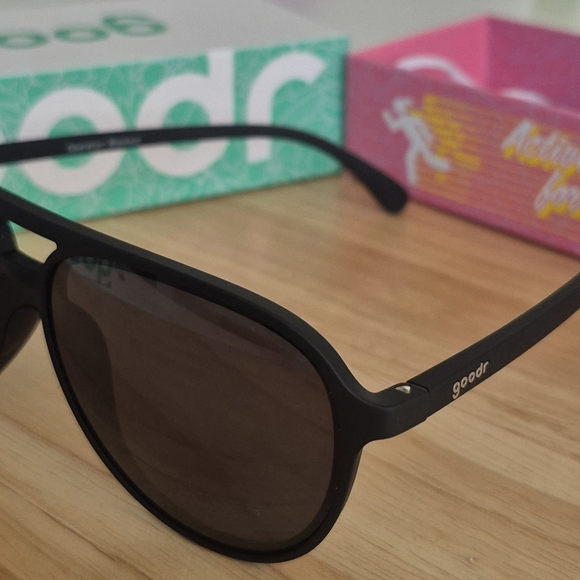 Goodr Black Aviator Sunglasses - Picture 3 of 3